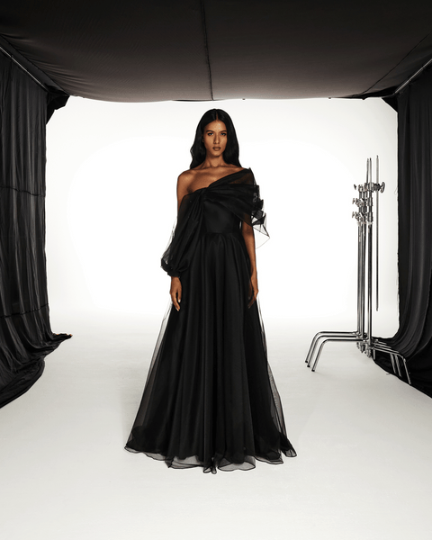 BLACK SHINY TULLE ONE SHOULDER FLARED DRESS