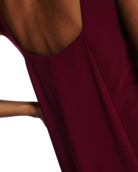 BURGUNDY SLEEVELESS CREPE DRESS WITH MINIMAL TRAIL